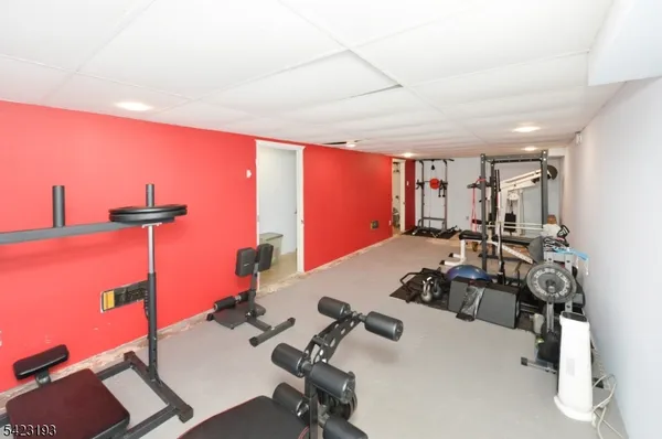 $3,600 | 483 Mt Prospect Avenue, Clifton, NJ 07012