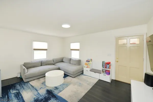$3,600 | 483 Mt Prospect Avenue, Clifton, NJ 07012