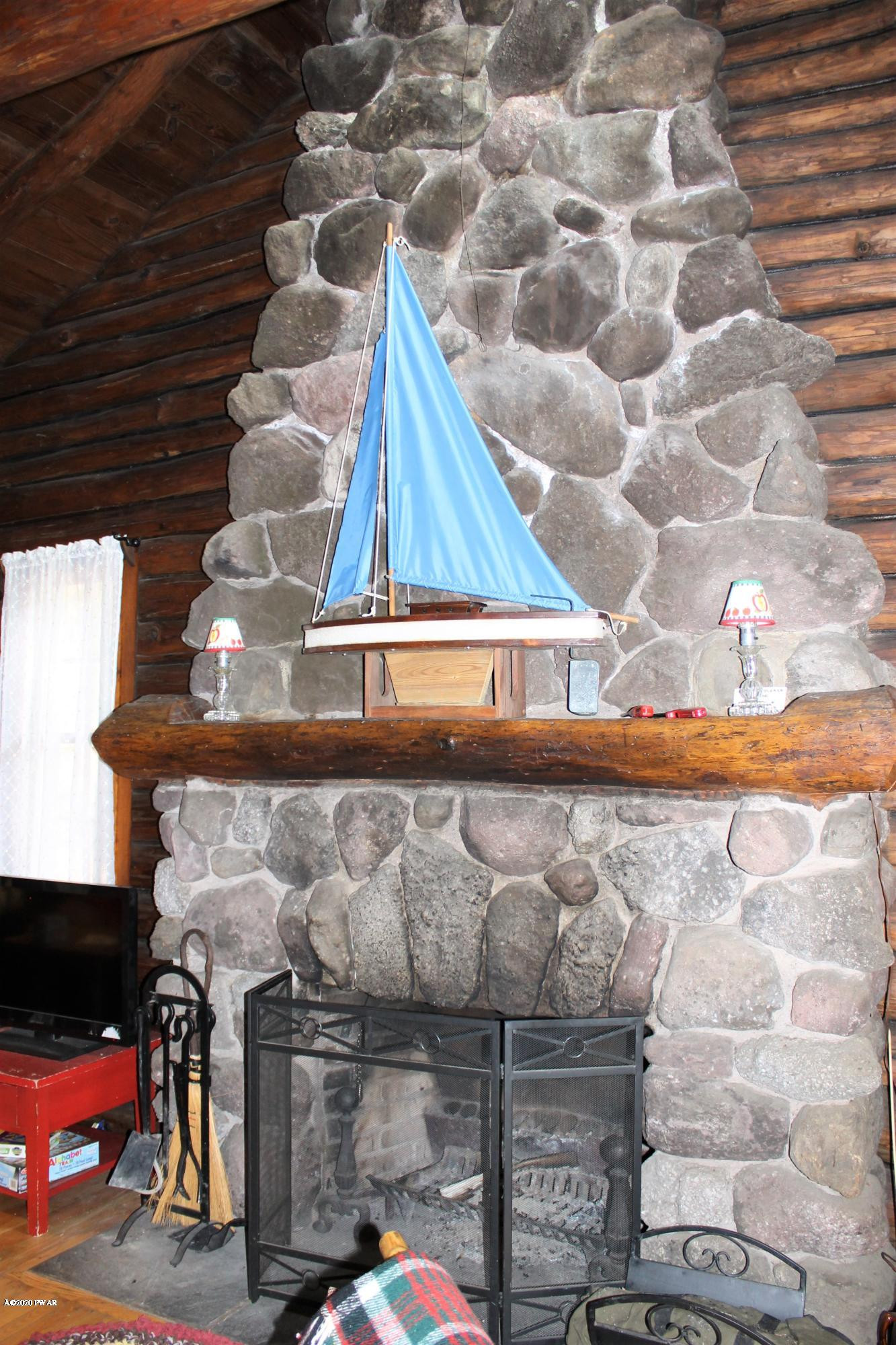96 Paupack Point Road Hawley, PA 18428 - Photo 7 of 34