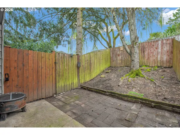 $260,000 | 29750 Southwest Courtside Drive, Unit 1, Wilsonville, OR 97070
