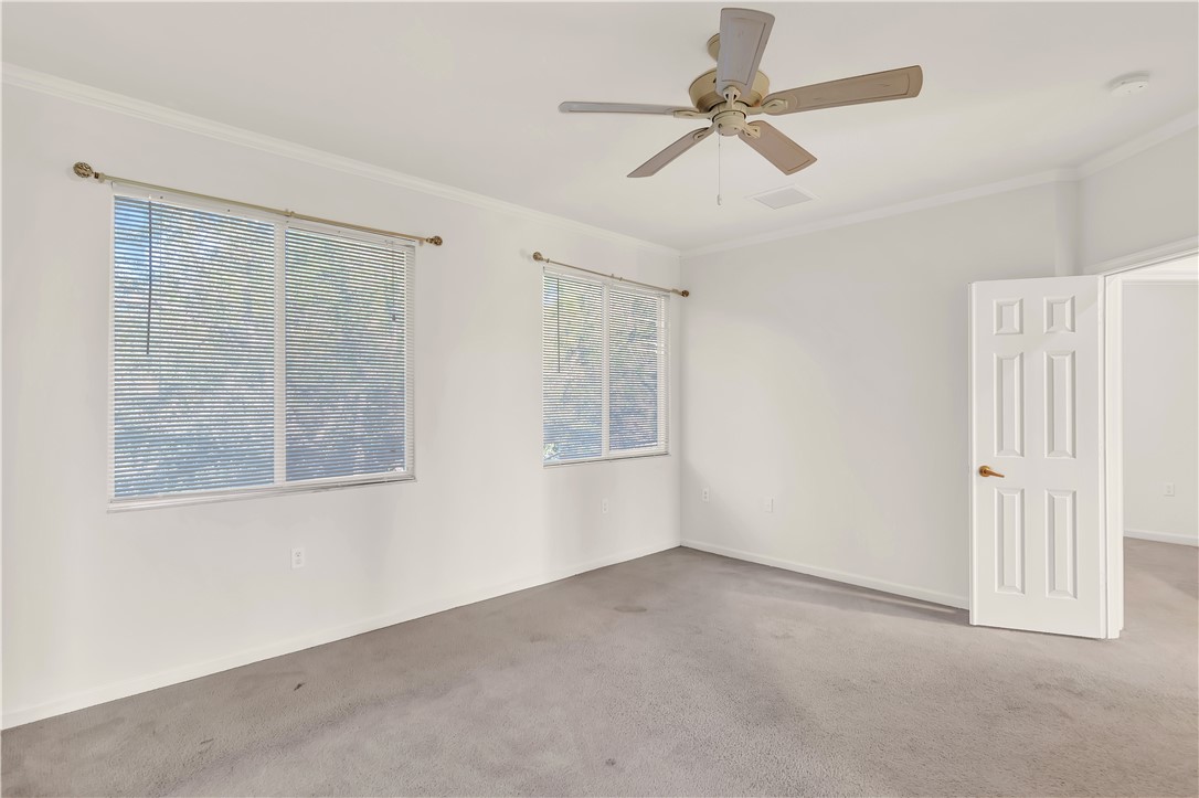 2541 Stockbridge Square Southwest Vero Beach, FL 32962 - Photo 17 of 33 a view of an empty room with a window