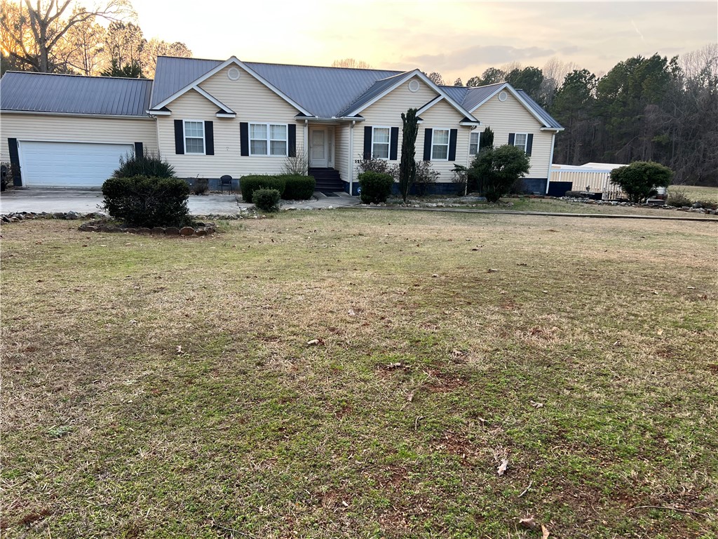 521 Calhoun Shores Parkway Calhoun Falls, SC 29628 - Photo 1 of 39 This charming residence features a well-maintained exterior and inviting curb appeal.