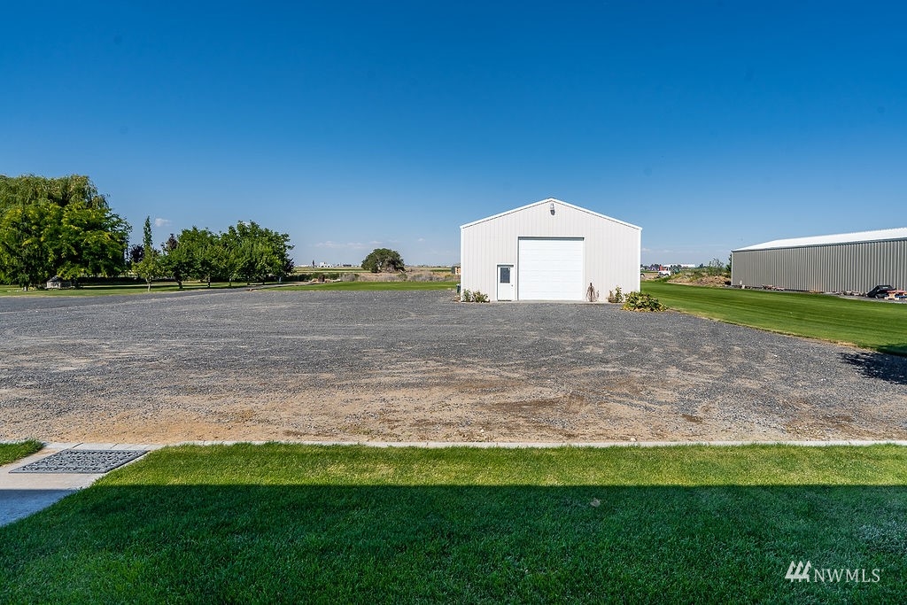 125 Judy Road Northeast Moses Lake, WA 98837 - Photo 4 of 33 Gallery Image 4