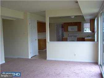 16 Spring Mill Drive Sewell, NJ 08080 - Photo 3 of 10 Family Room
