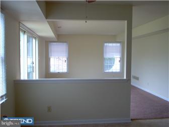 16 Spring Mill Drive Sewell, NJ 08080 - Photo 4 of 10 Family Room