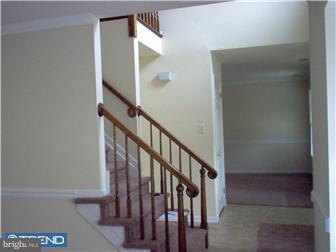 16 Spring Mill Drive Sewell, NJ 08080 - Photo 6 of 10 Foyer