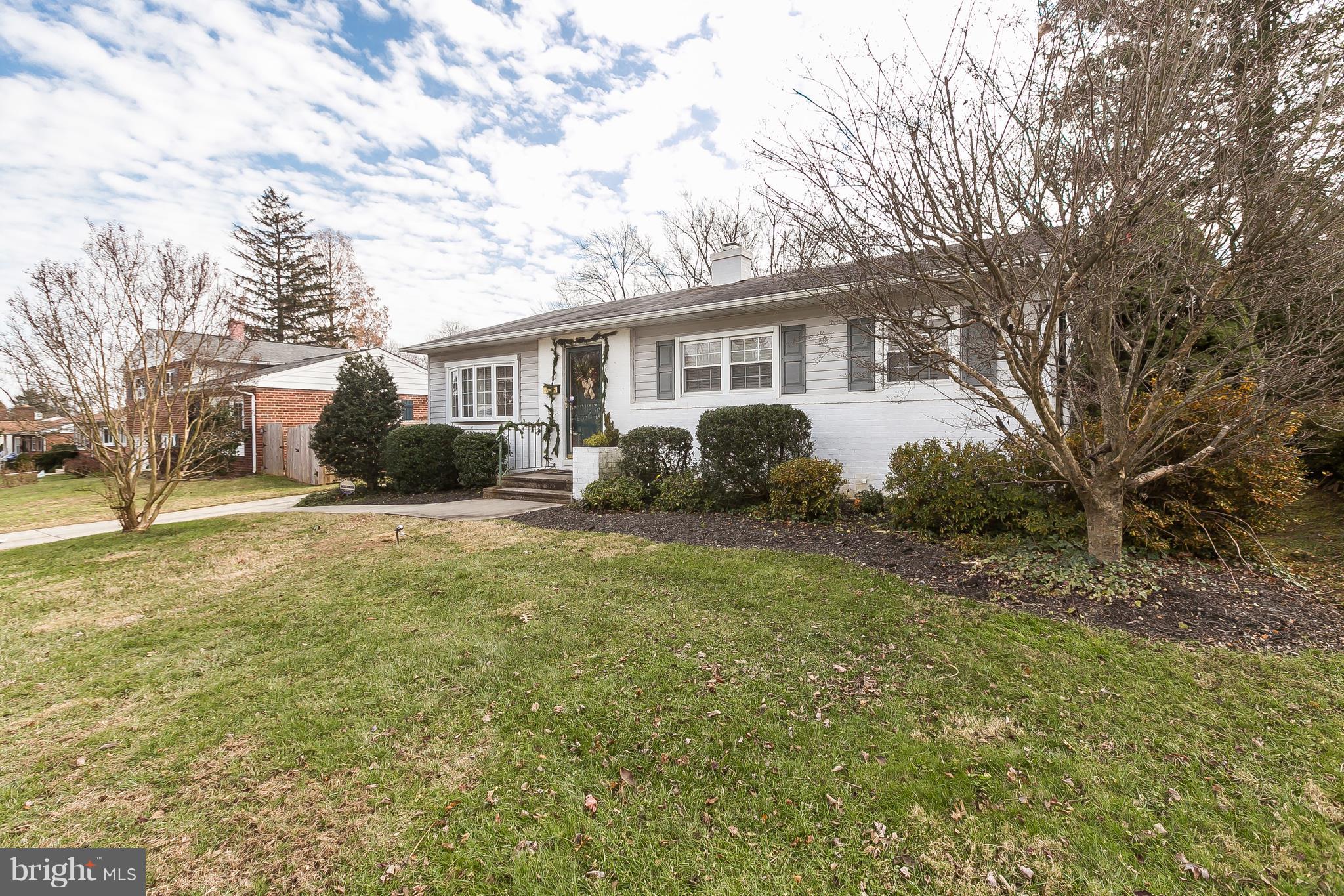 215 Quaker Ridge Road Lutherville-Timonium, MD 21093 - Photo 2 of 46 Gallery Image 2