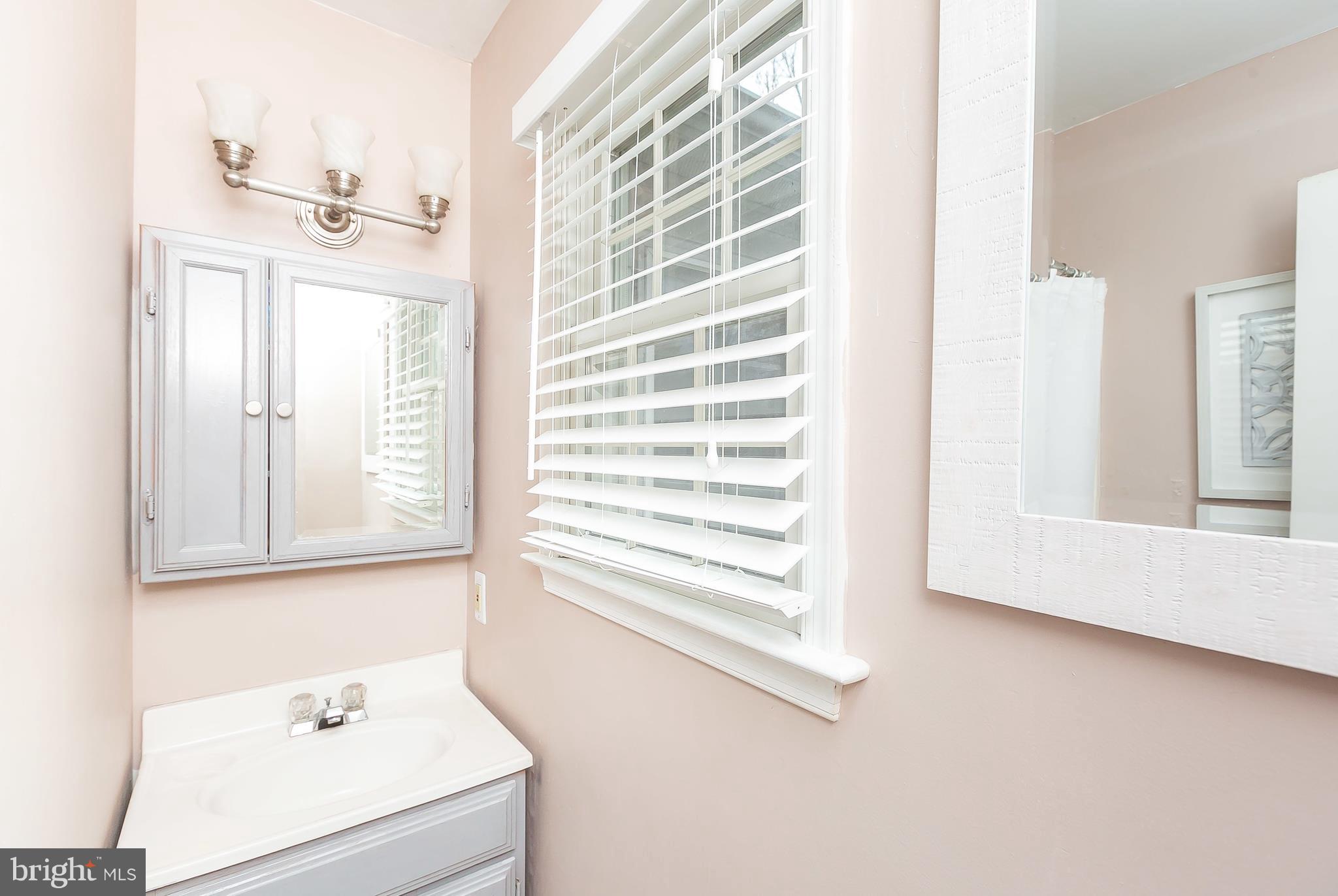 215 Quaker Ridge Road Lutherville-Timonium, MD 21093 - Photo 33 of 46 Gallery Image 33