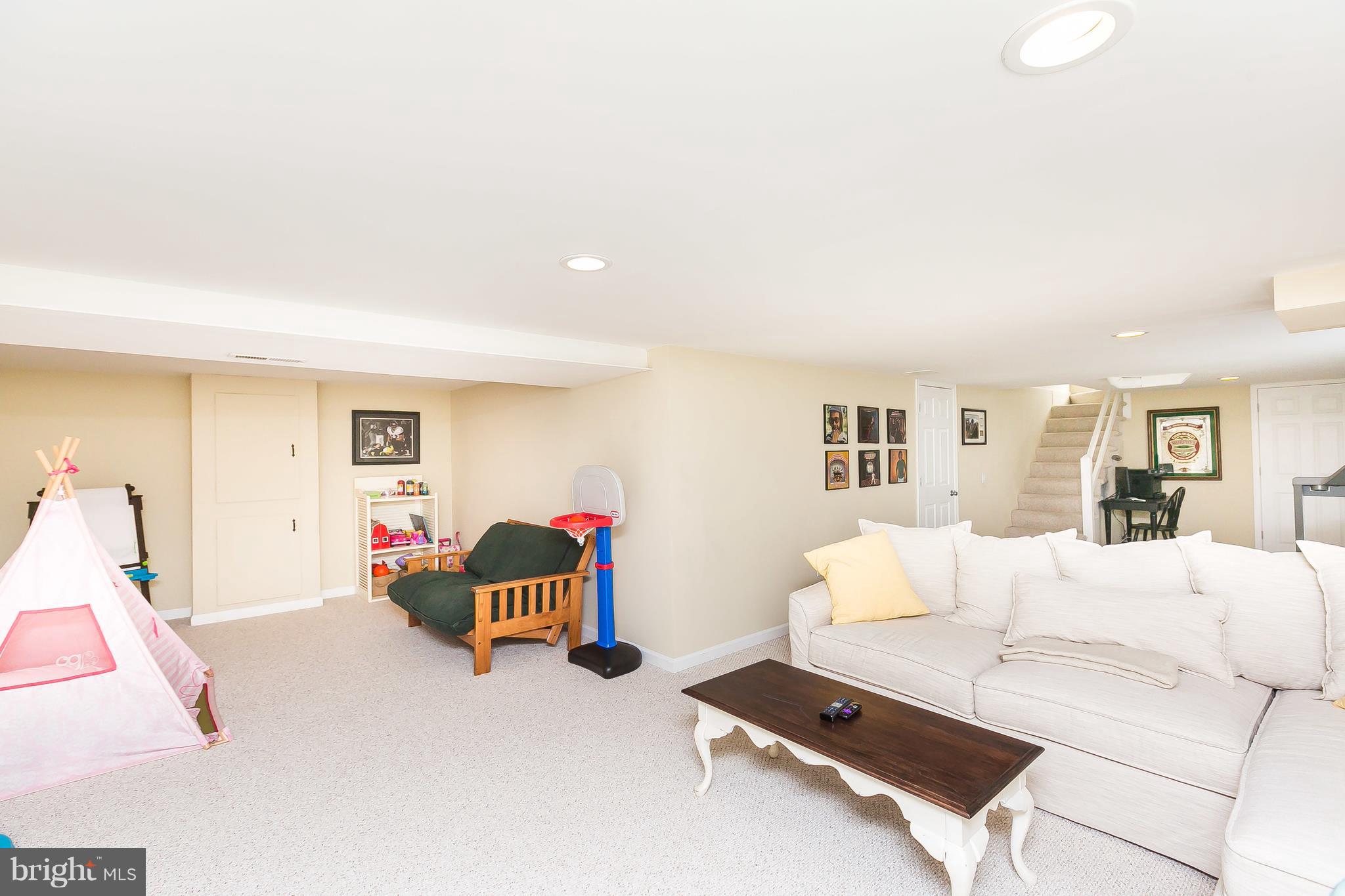 215 Quaker Ridge Road Lutherville-Timonium, MD 21093 - Photo 34 of 46 Gallery Image 34
