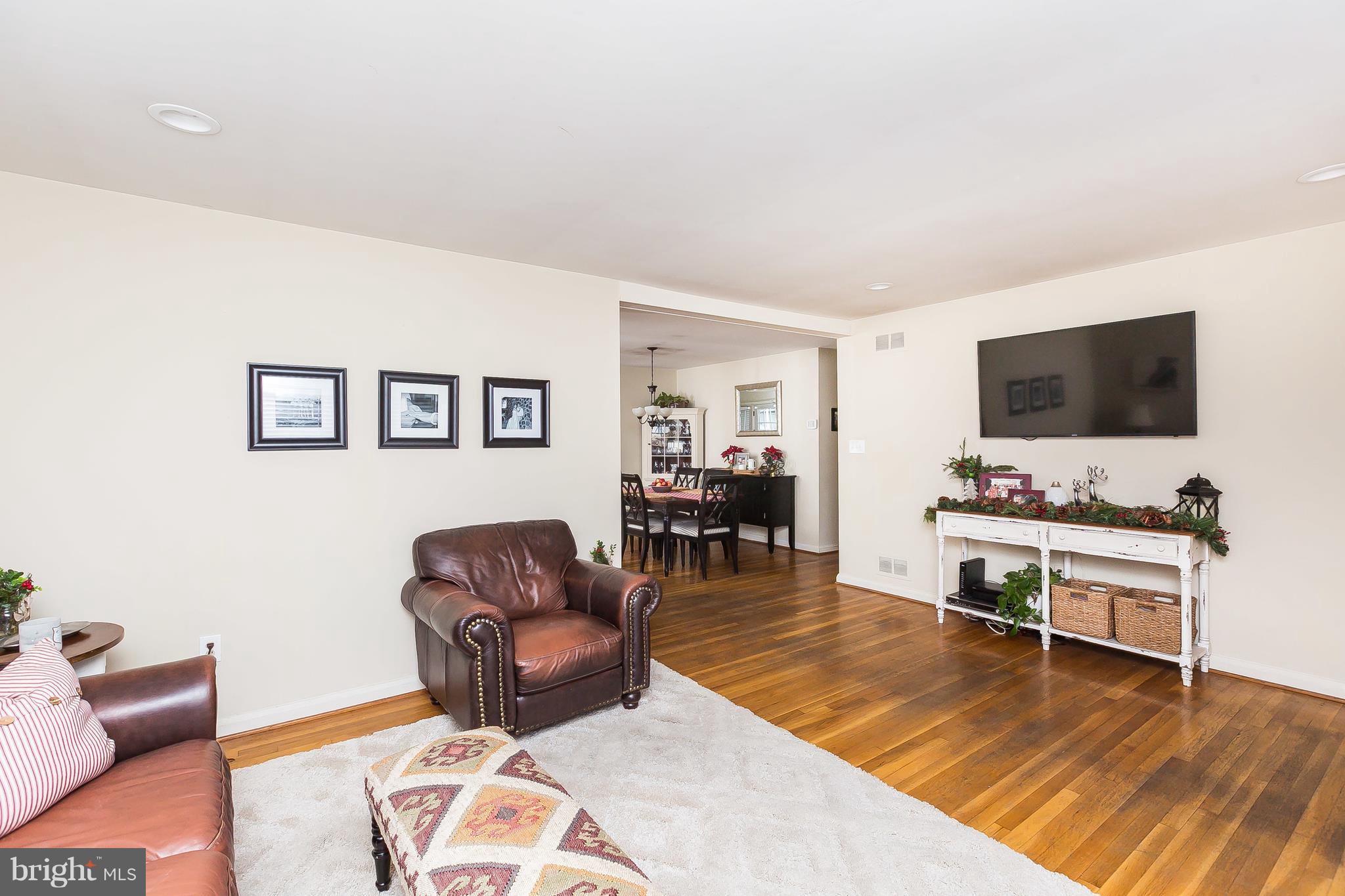 215 Quaker Ridge Road Lutherville-Timonium, MD 21093 - Photo 7 of 46 Gallery Image 7