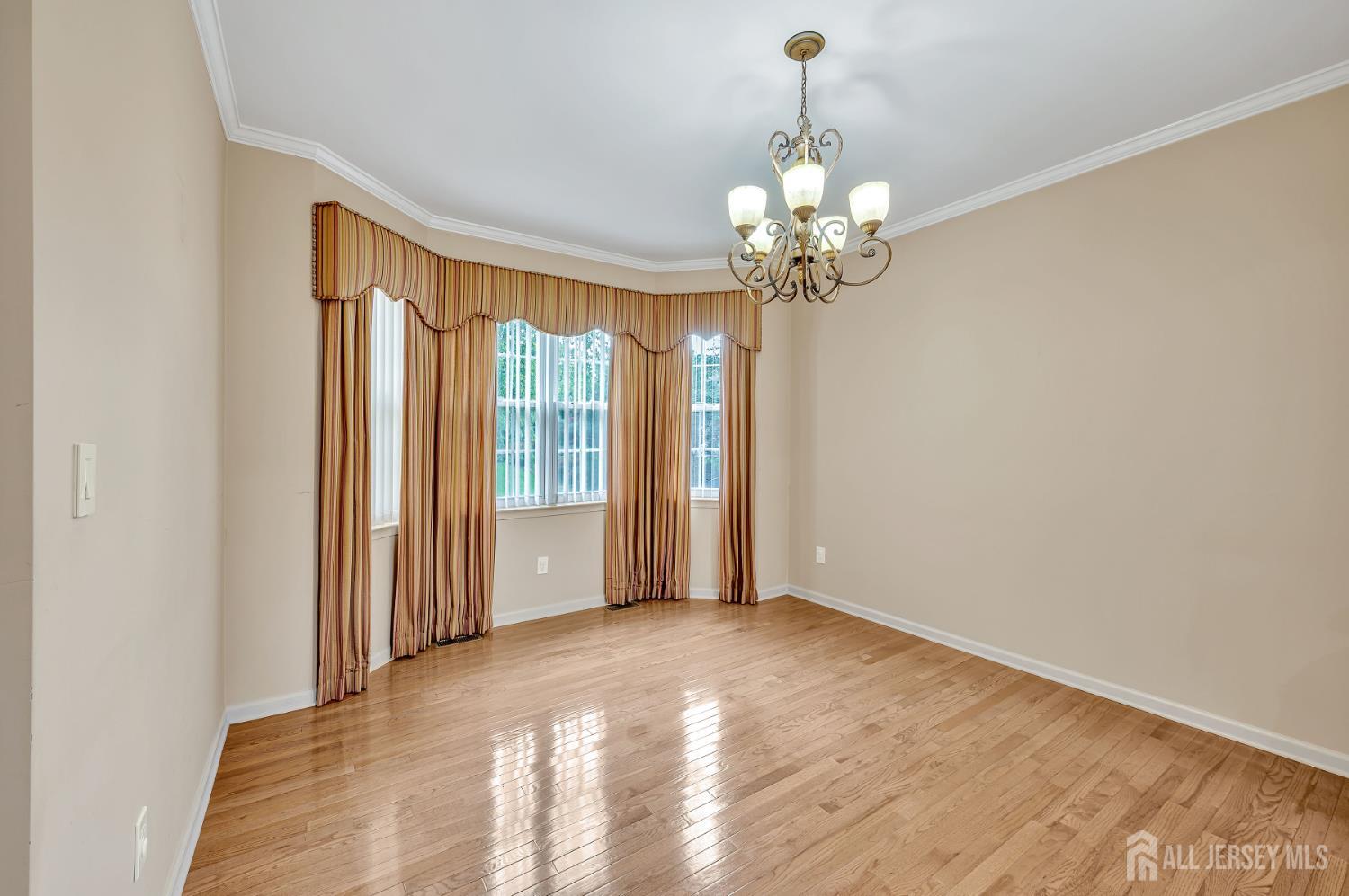 27 Rue Chagall Somerset, NJ 08873 - Photo 16 of 64 Gallery Image 16
