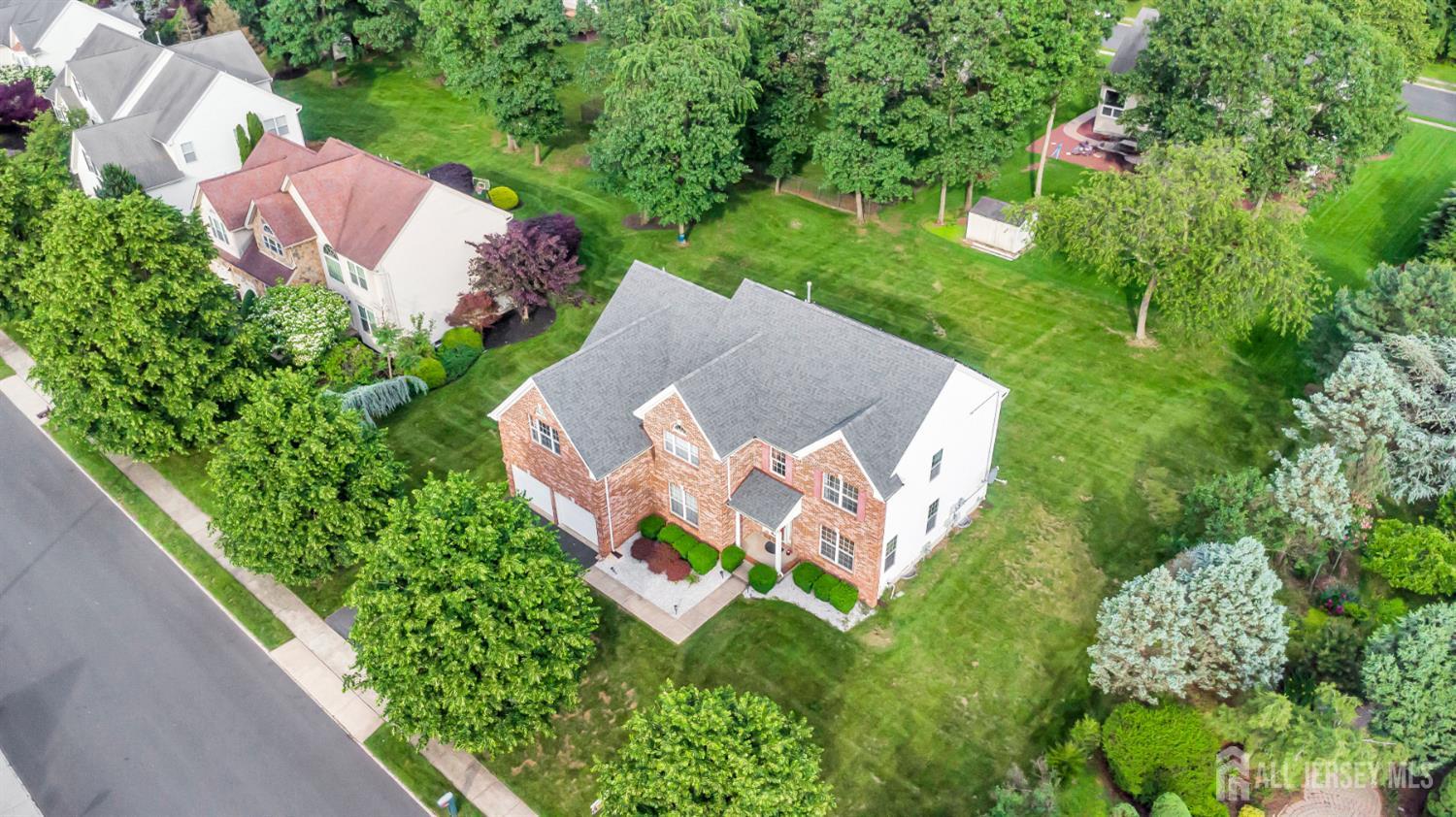 27 Rue Chagall Somerset, NJ 08873 - Photo 2 of 64 Gallery Image 2