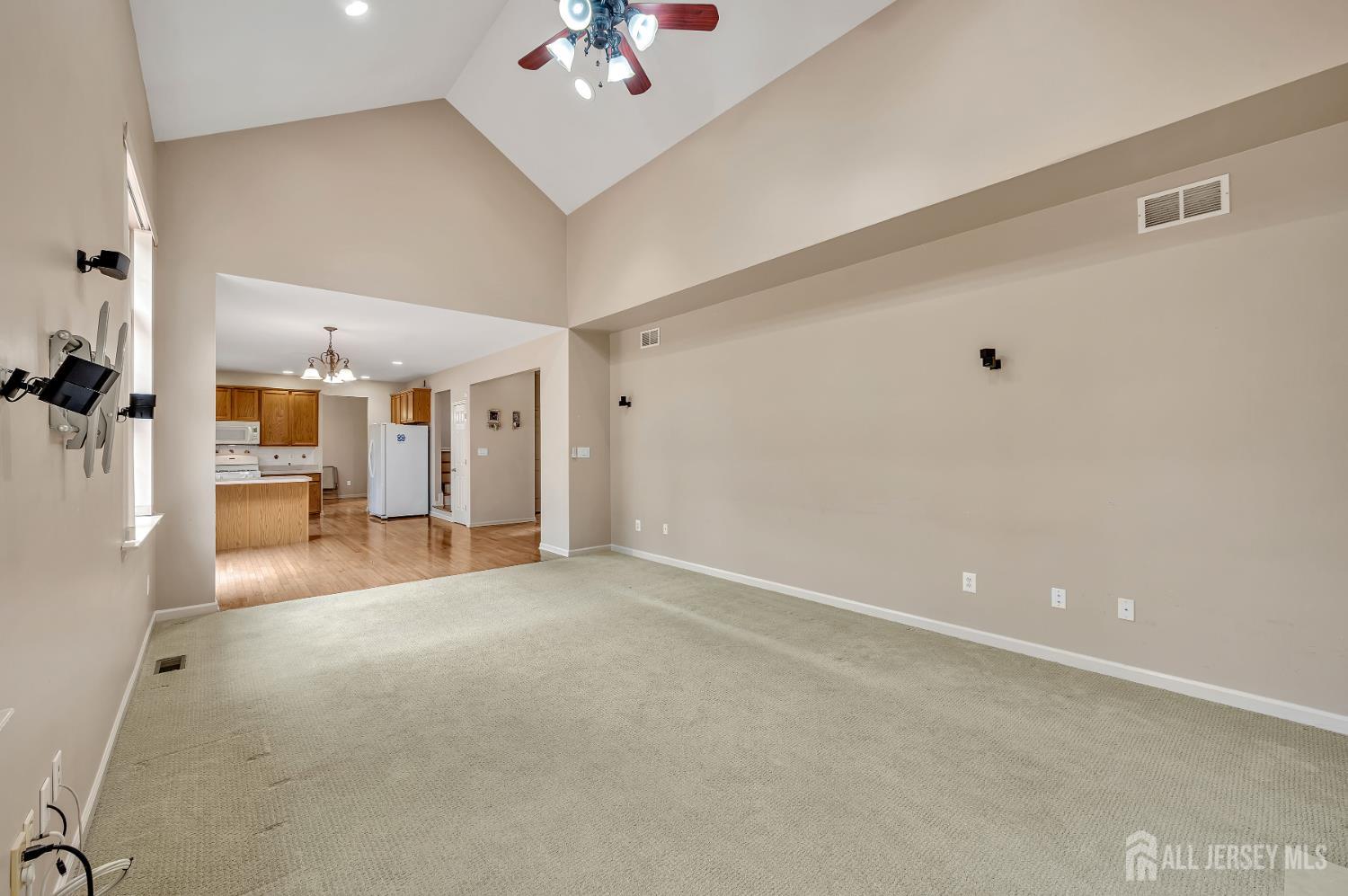 27 Rue Chagall Somerset, NJ 08873 - Photo 25 of 64 Gallery Image 25