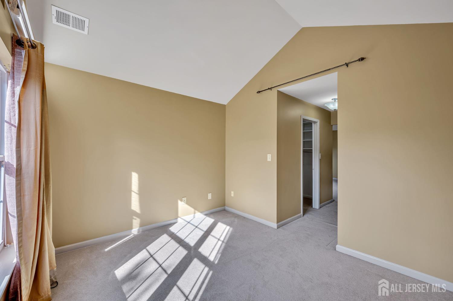 27 Rue Chagall Somerset, NJ 08873 - Photo 53 of 64 Gallery Image 53