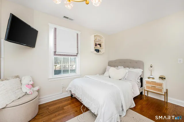 $1,199,000 | 14 Tanners Drive, Wilton, CT 06897