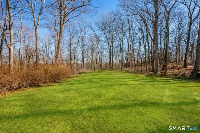 $1,199,000 | 14 Tanners Drive, Wilton, CT 06897