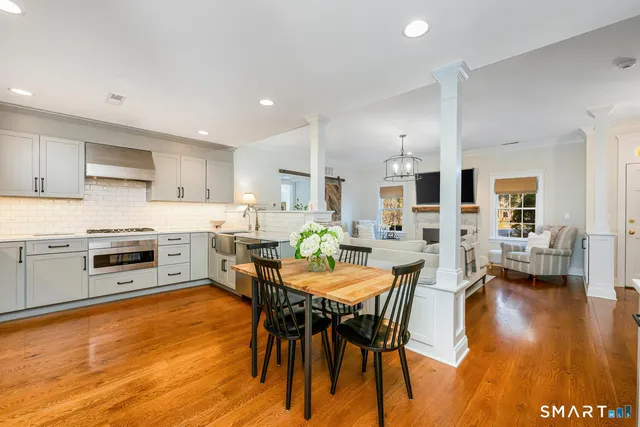 $1,199,000 | 14 Tanners Drive, Wilton, CT 06897