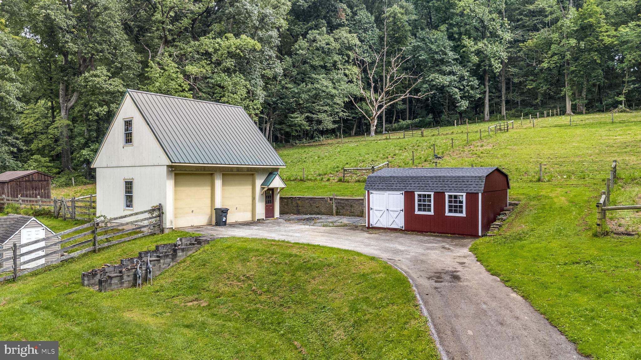 1272 Hollow Road Chester Springs, PA 19425 - Photo 8 of 46 Gallery Image 8