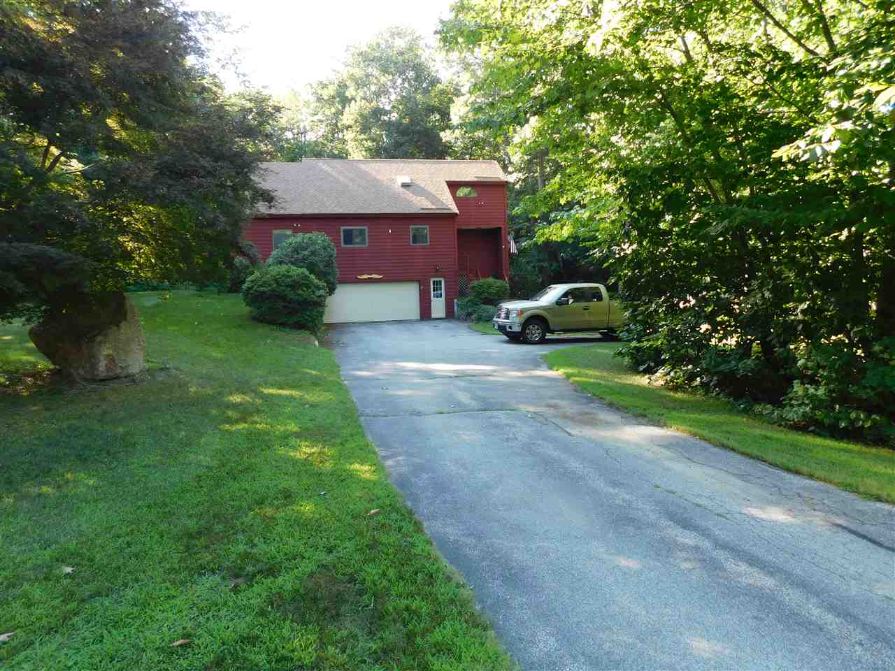 25 Indian Ridge Road Hampstead, NH 03826 - Photo 2 of 17