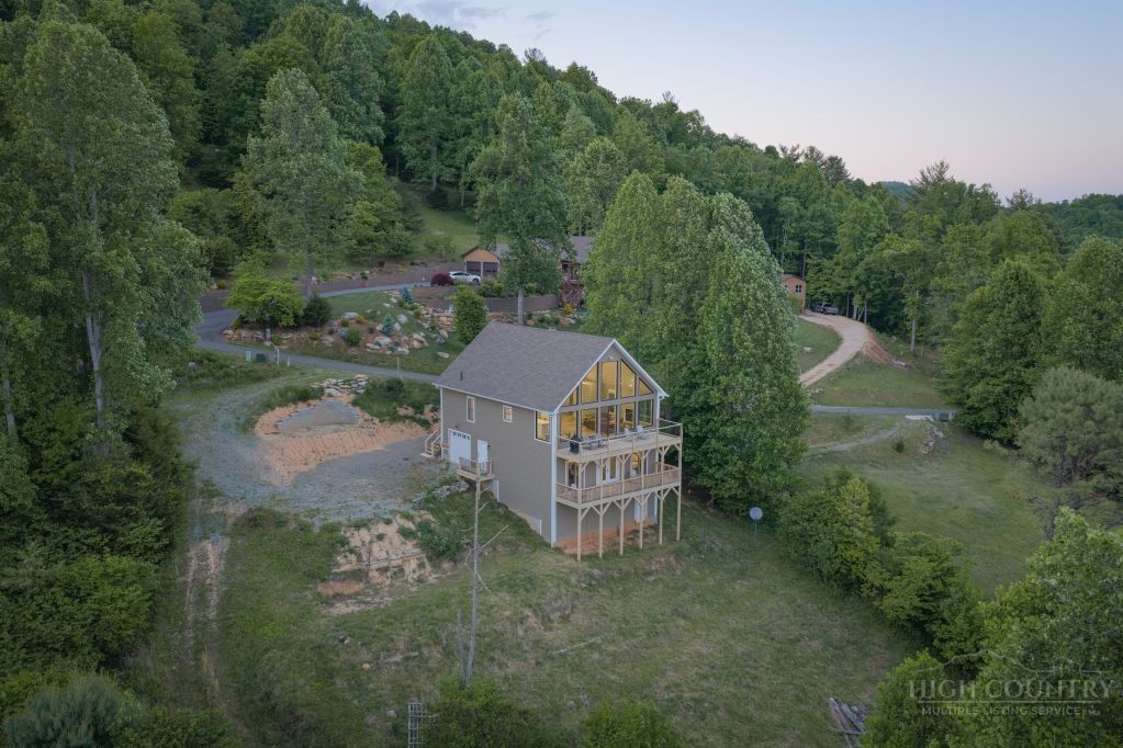 683 Lakeridge Drive Butler, TN 37640 - Photo 46 of 49