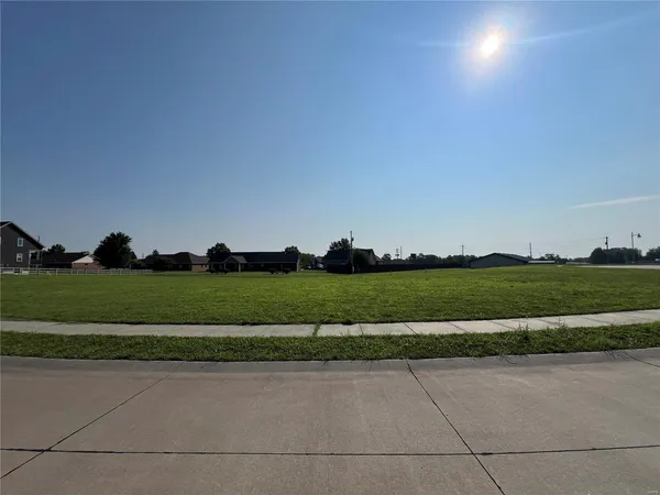 $56,700 | 1662 Redbud Court, Perryville, MO 63775