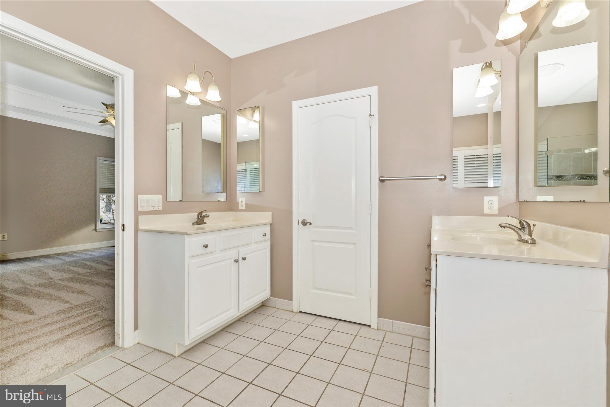 2654 Brook Valley Road Frederick, MD 21701 - Photo 30 of 64 Primary Bathroom