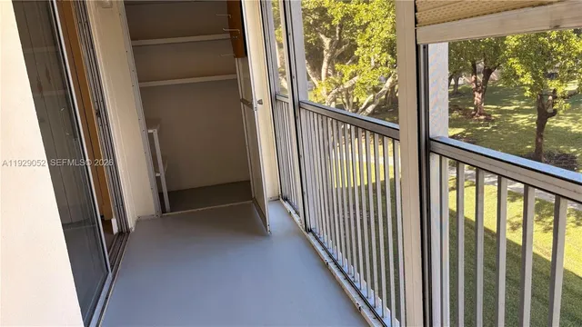 $1,600 | 200 Southwest 132nd Way, Unit 313L, Pembroke Pines, FL 33027