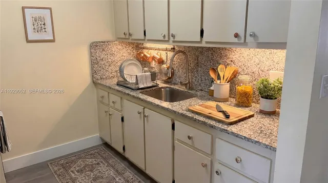 $1,600 | 200 Southwest 132nd Way, Unit 313L, Pembroke Pines, FL 33027