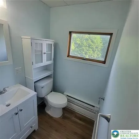 $1,100 | 106 6th Street, Coaldale, PA 18218