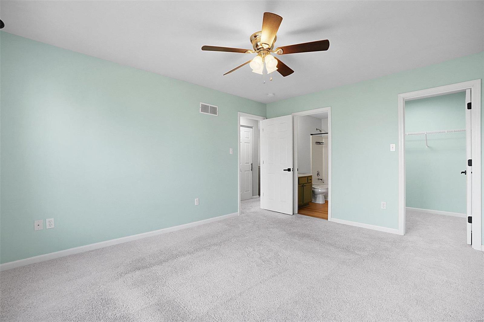 411 Montclair Tower Drive St. Charles, MO 63303 - Photo 19 of 34