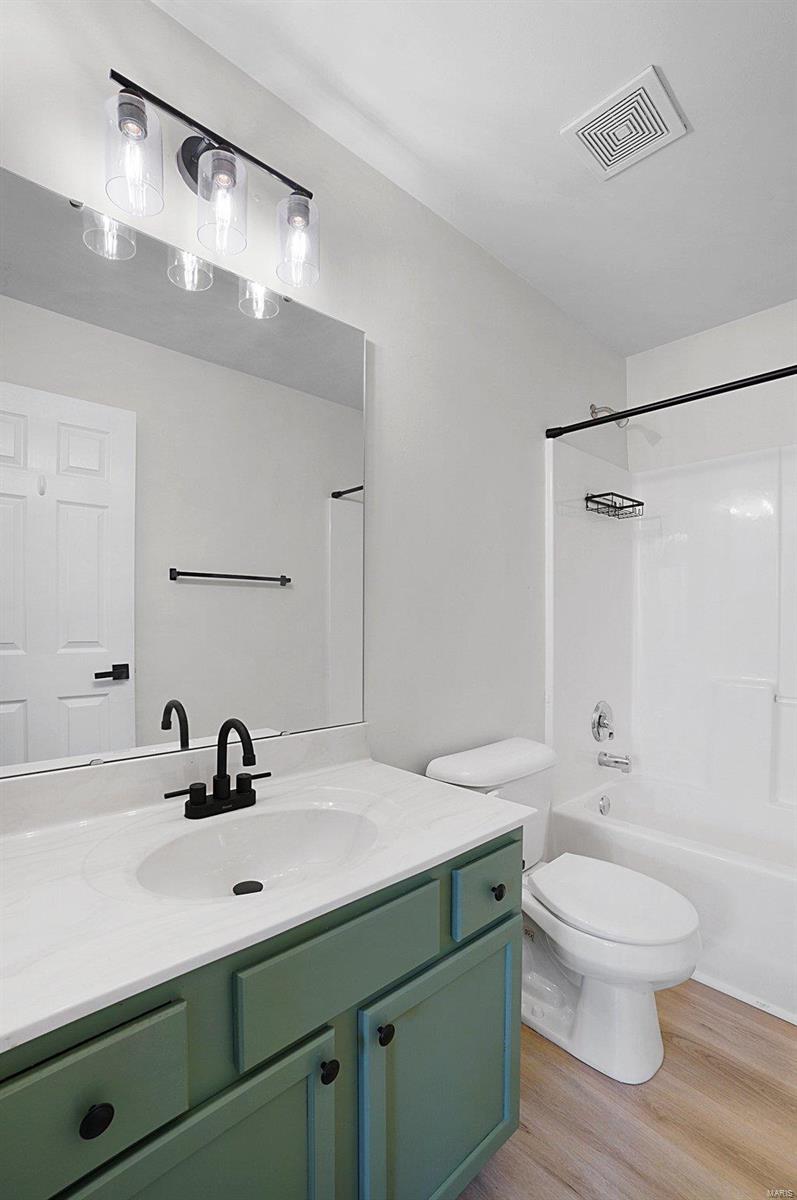 411 Montclair Tower Drive St. Charles, MO 63303 - Photo 20 of 34