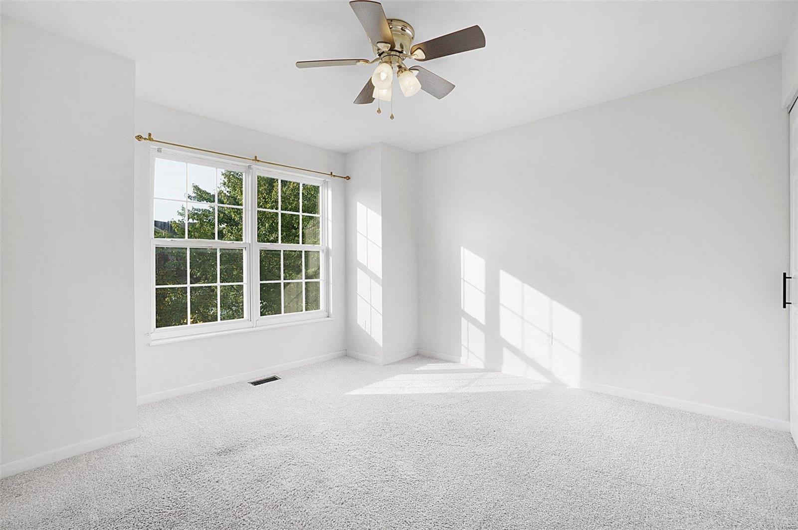 411 Montclair Tower Drive St. Charles, MO 63303 - Photo 25 of 34