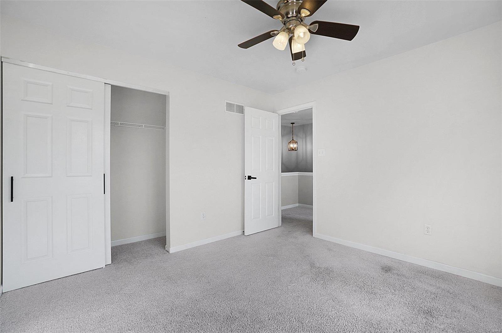 411 Montclair Tower Drive St. Charles, MO 63303 - Photo 26 of 34