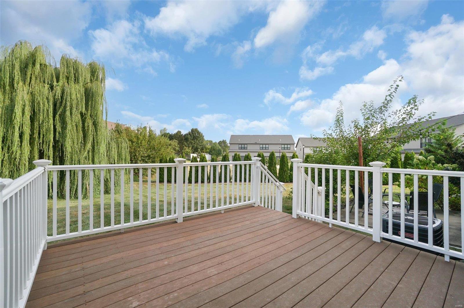 411 Montclair Tower Drive St. Charles, MO 63303 - Photo 32 of 34