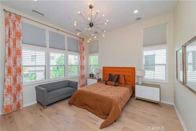 $5,750 | 103 Newall, Irvine, CA 92618