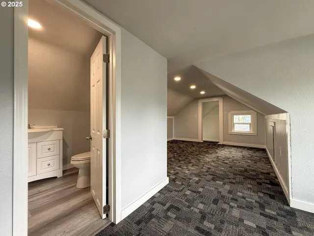 a bathroom with a toilet