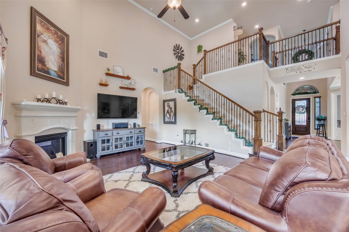 103 County Road 180, Unit 23 Leander, TX 78641 - Photo 15 of 40 a living room with furniture fireplace and flat screen tv