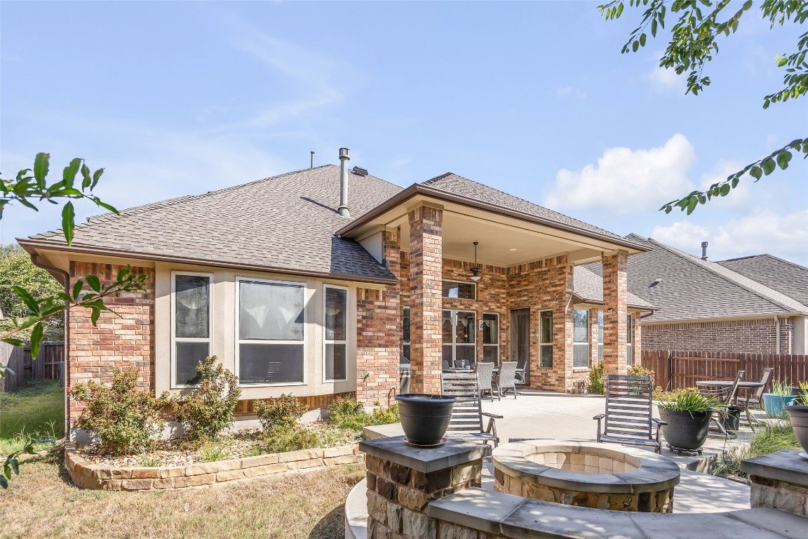 103 County Road 180, Unit 23 Leander, TX 78641 - Photo 37 of 40 a front view of house