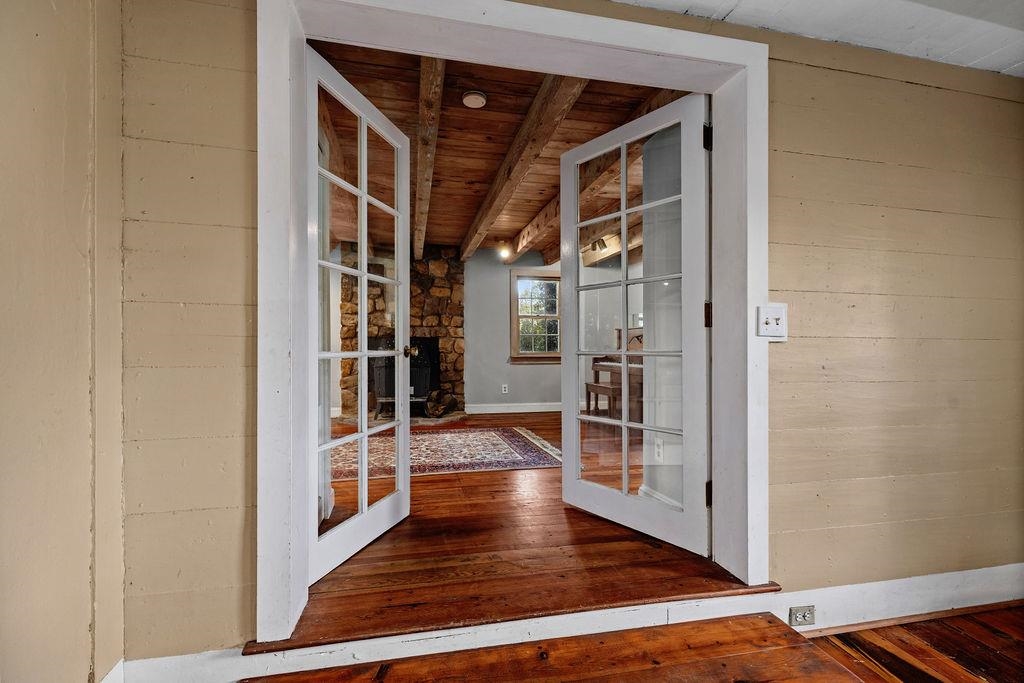 8787 Thorny Branch Road Bridgewater, VA 22812 - Photo 31 of 46 a view of livingroom with hardwood floor and a ceiling fan