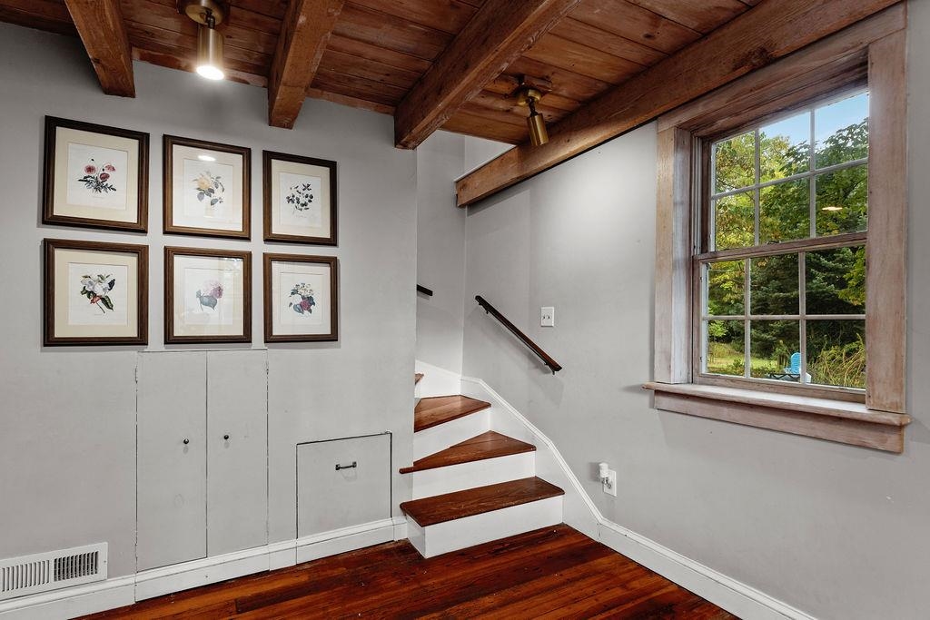 8787 Thorny Branch Road Bridgewater, VA 22812 - Photo 36 of 46 a view of entryway with wooden floor