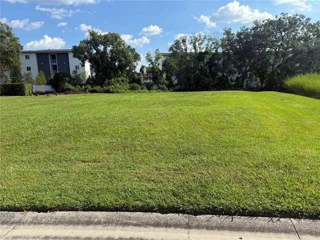 $299,995 | Island Shores Lane, Lakeland, FL 33809