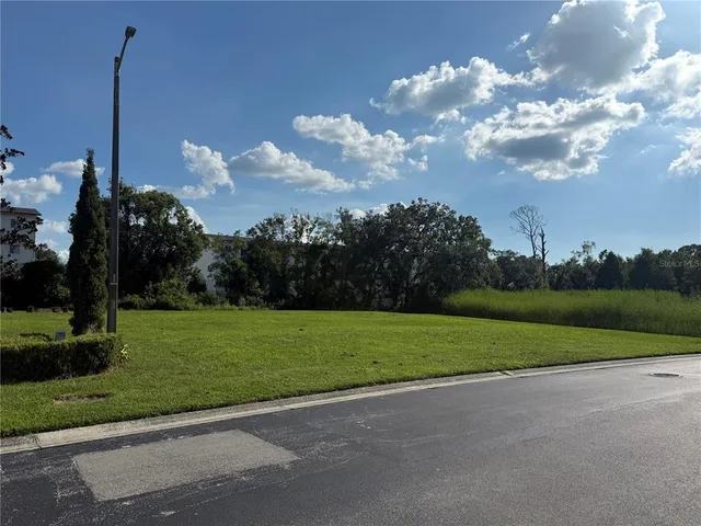 $299,995 | Island Shores Lane, Lakeland, FL 33809