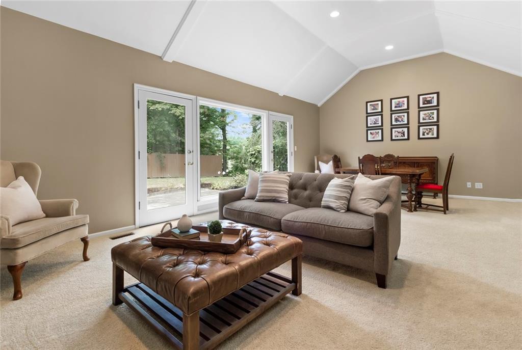 8018 Conarroe Road Indianapolis, IN 46278 - Photo 10 of 60 Gallery Image 10