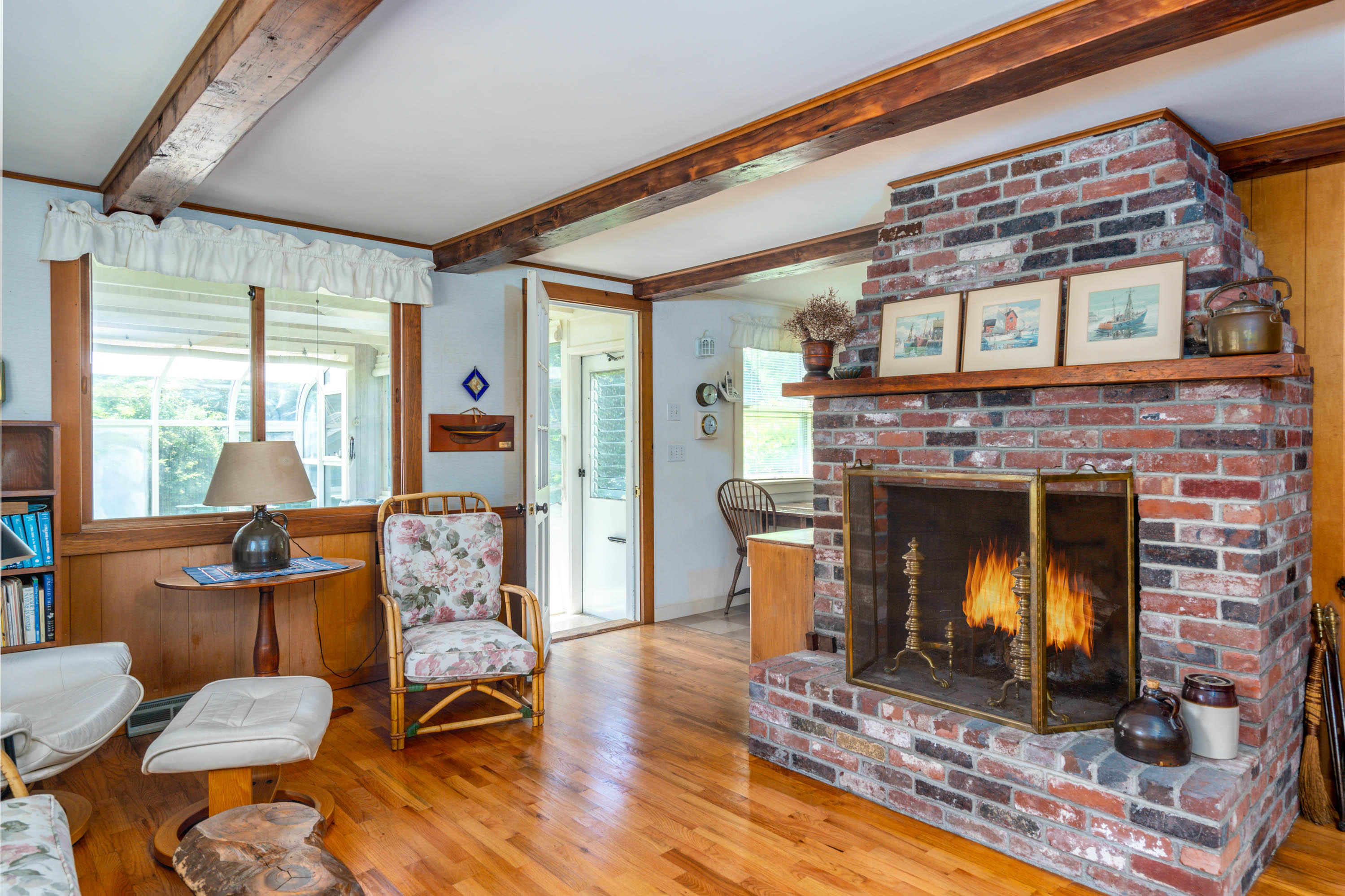 555 Nauset Road Eastham, MA 02642 - Photo 16 of 39 livroom4