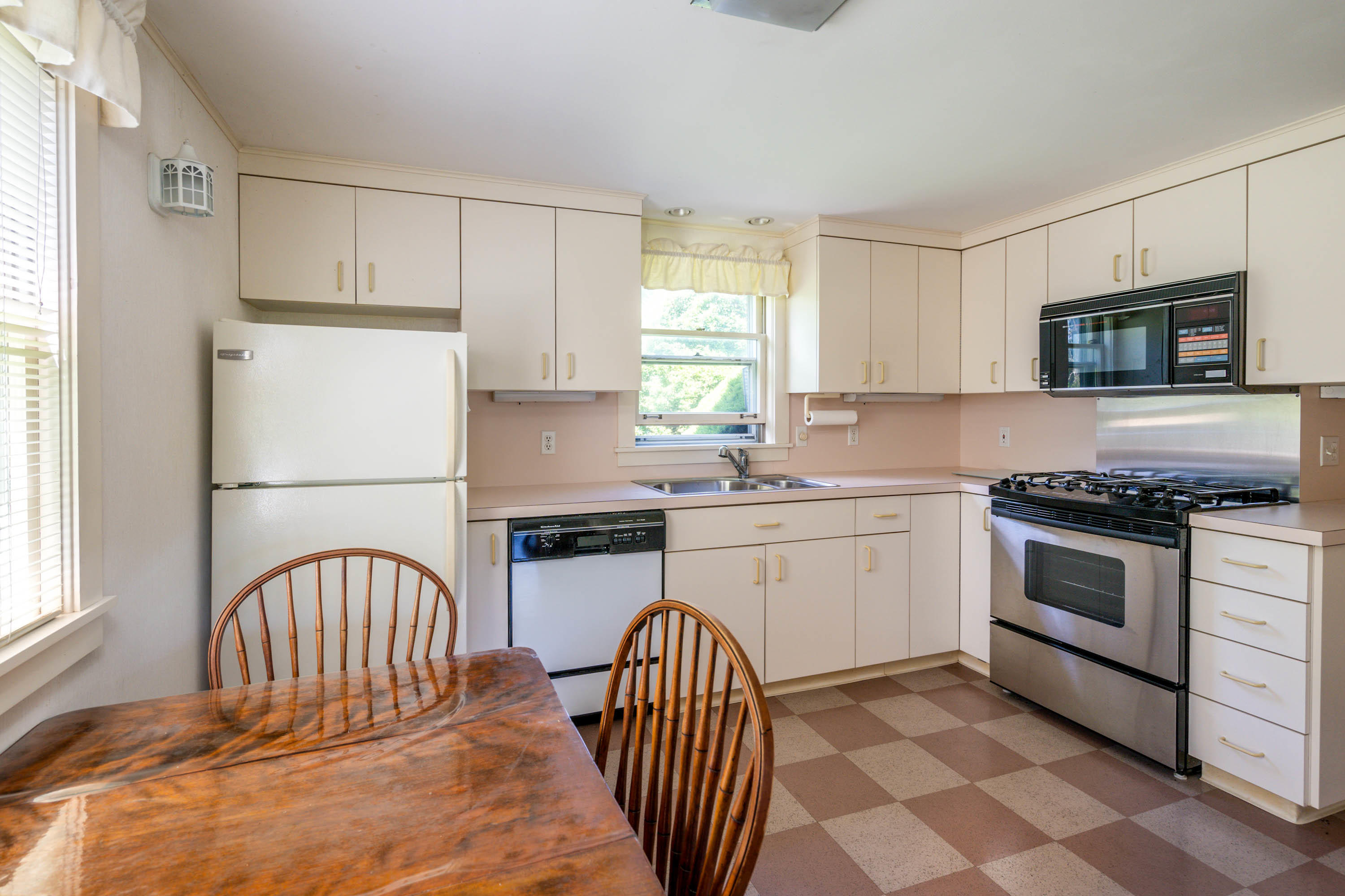 555 Nauset Road Eastham, MA 02642 - Photo 23 of 39 kitchen1