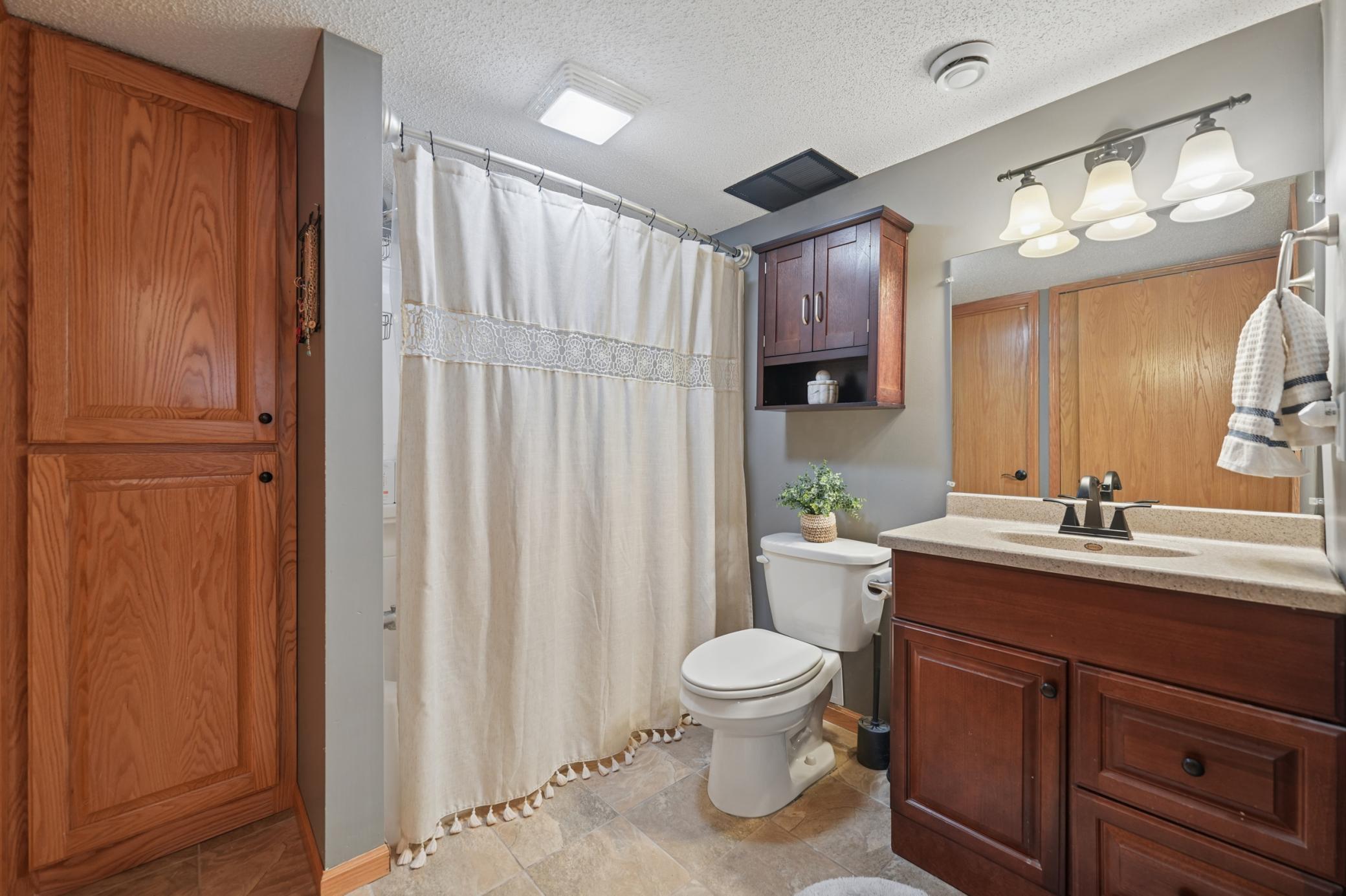 4717 Northeast 2nd Street Fridley, MN 55421 - Photo 17 of 30