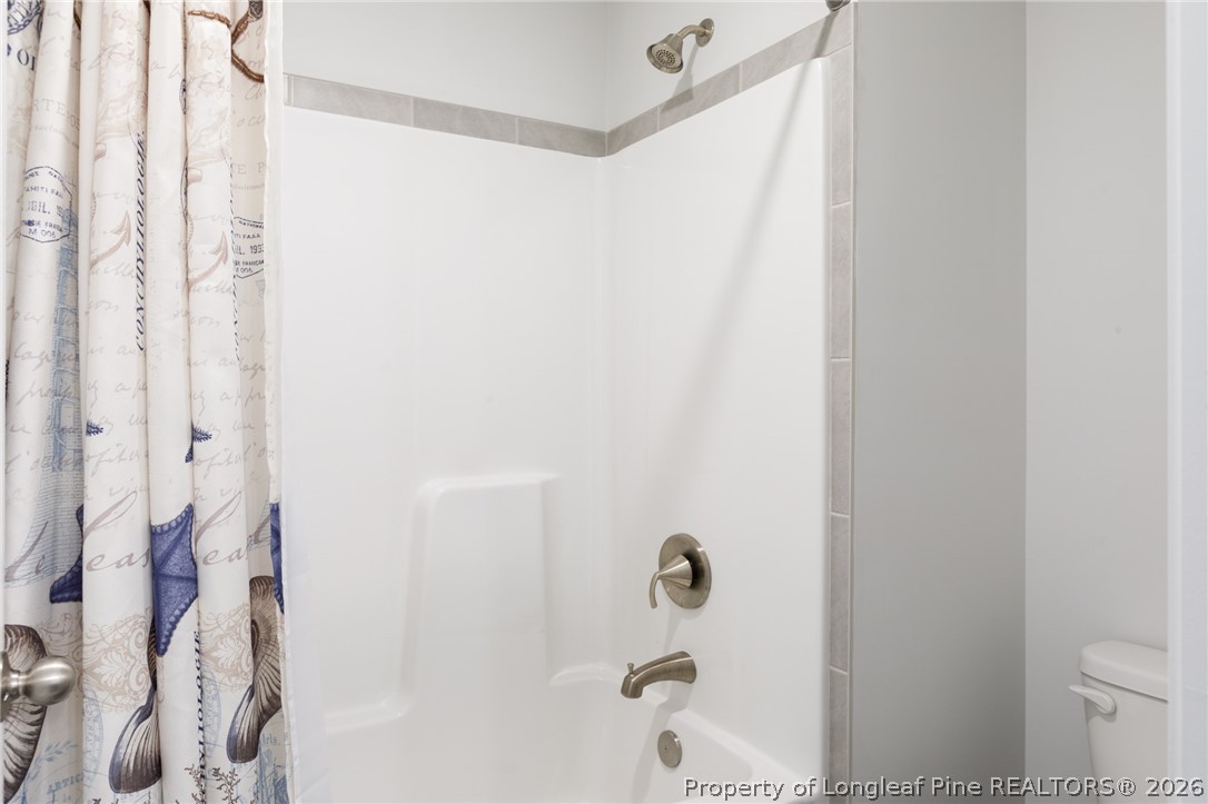 6820 Running Fox Road Hope Mills, NC 28348 - Photo 33 of 41 Gallery Image 33