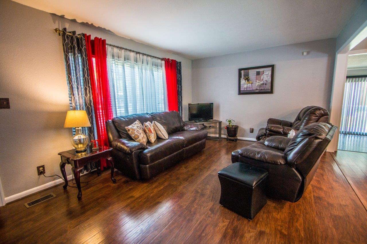 7520 John Henry Road Chattanooga, TN 37421 - Photo 3 of 22 John Henry-60 - Copy