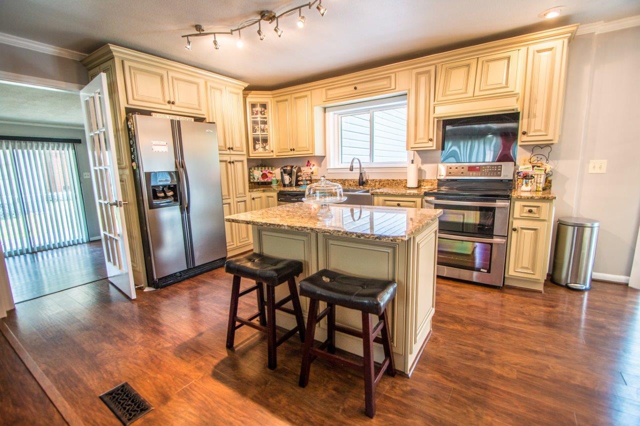 7520 John Henry Road Chattanooga, TN 37421 - Photo 5 of 22 John Henry-66 - Copy