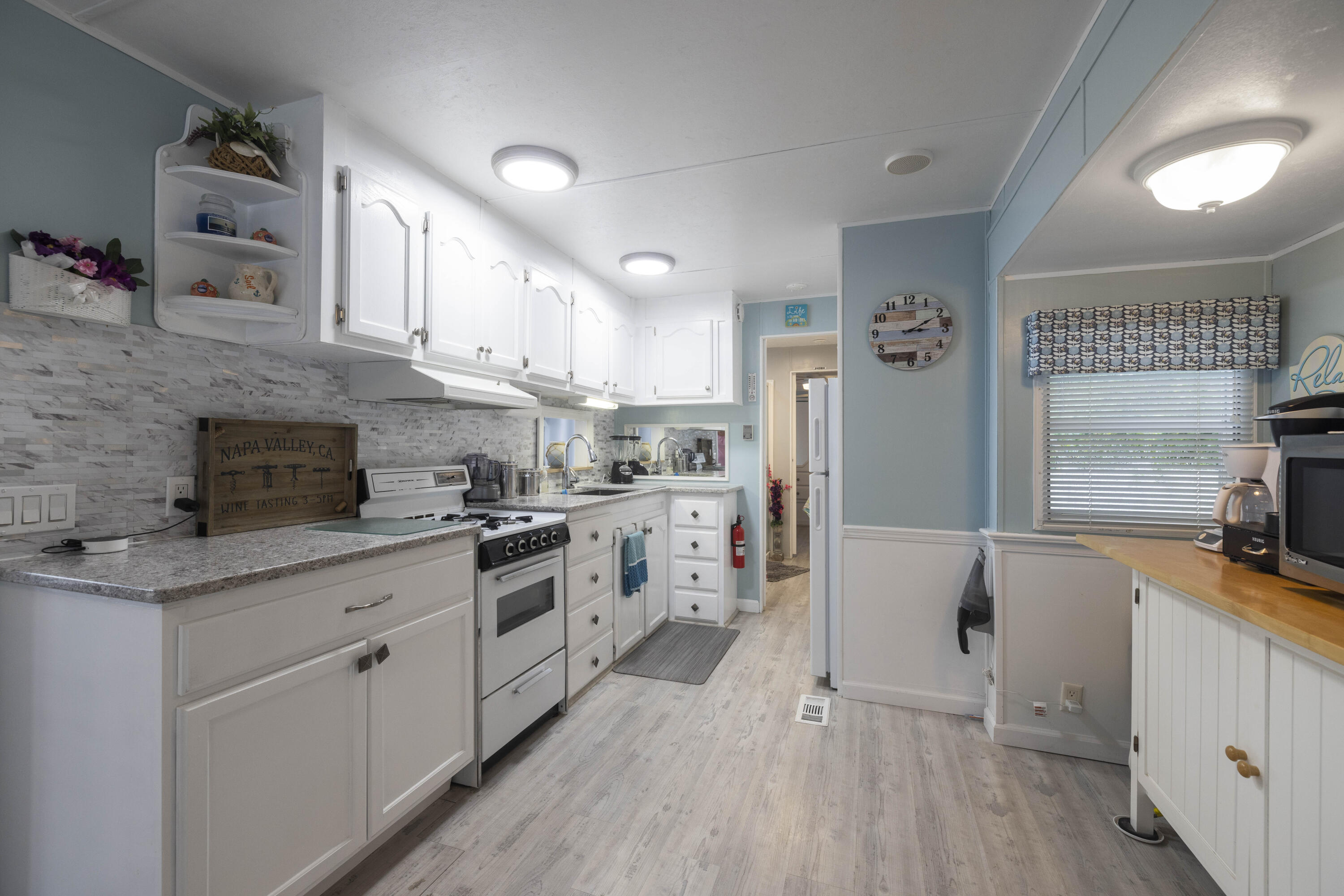 9 Bourne Avenue, Unit R6&R7 Wells, ME 04090 - Photo 15 of 31 3G0A7236